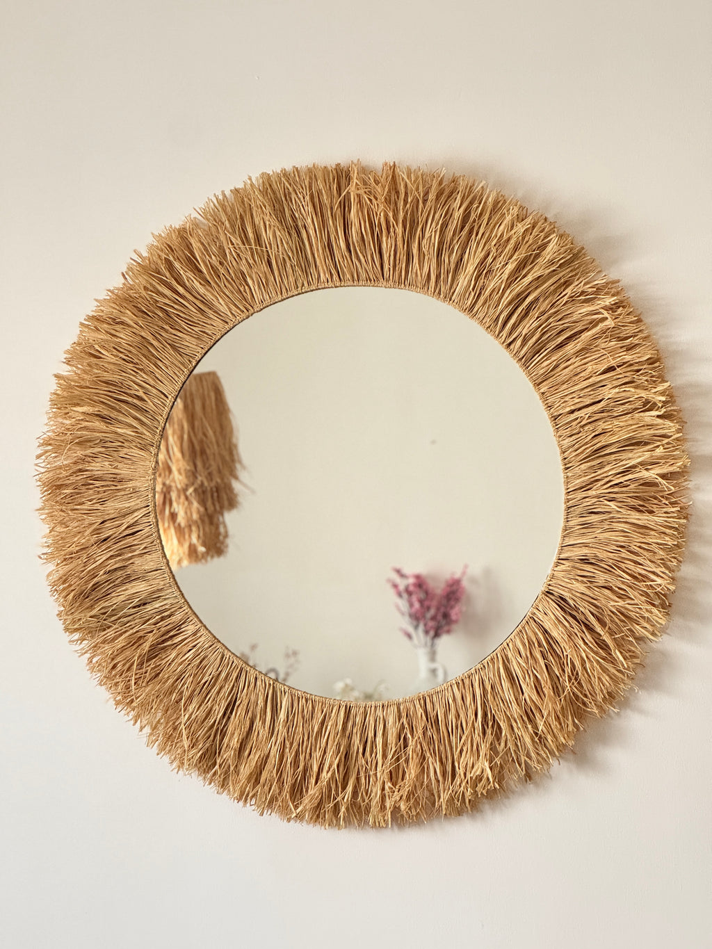 Raffia circle